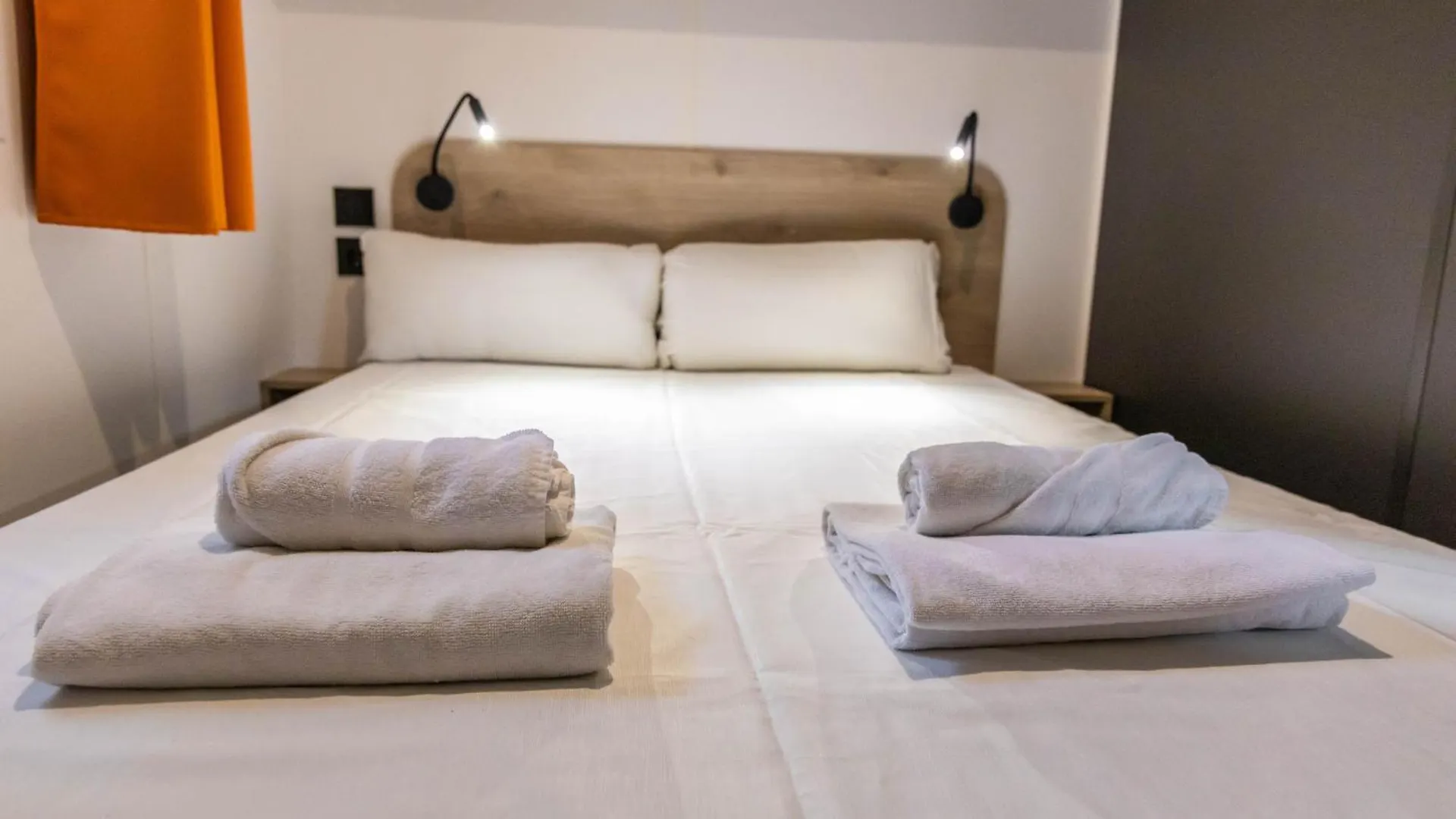 Holacamp Sitges Relax Spain