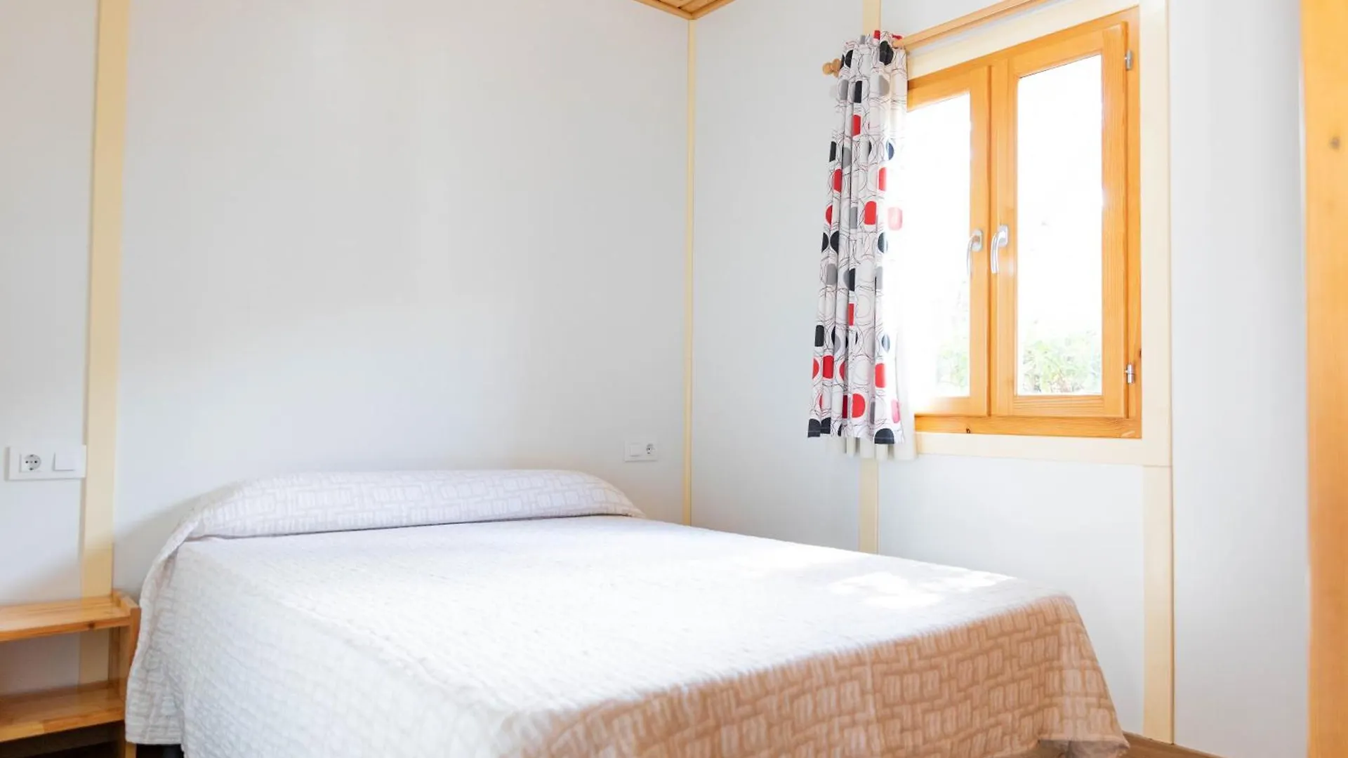 Campsite Holacamp Sitges Relax Spain