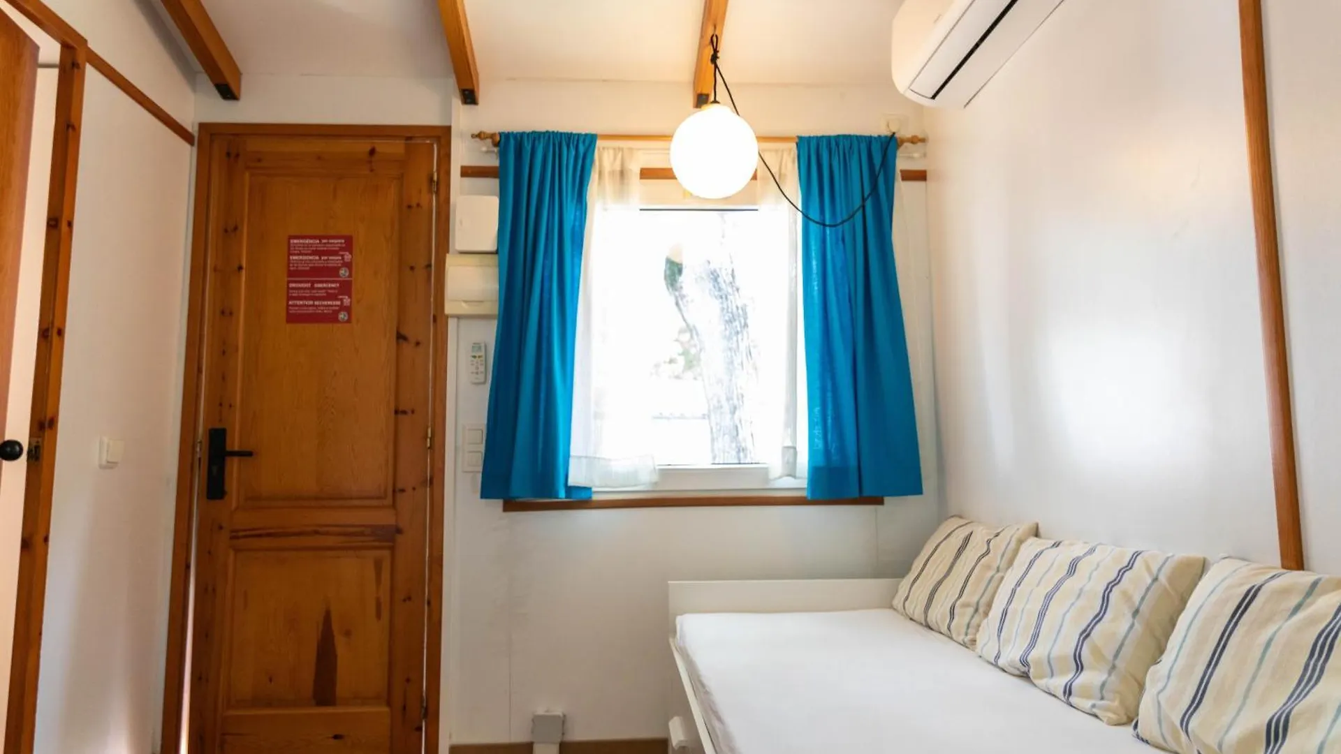 Holacamp Sitges Relax Spain