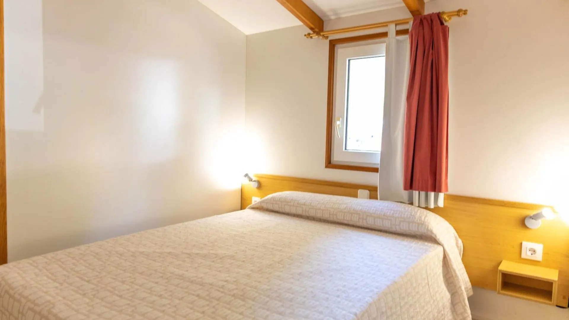 Holacamp Sitges Relax Campingplads